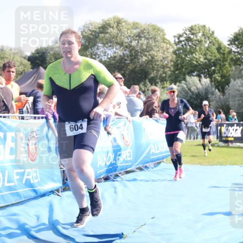 25.08.2024 - Elbe Triathlon Hamburg H.Heesch http://msf.ph/oto/6886429 25.08.2024 11:34:07 Ziel 545, 604, 670, 772 meine-sportfotos.de