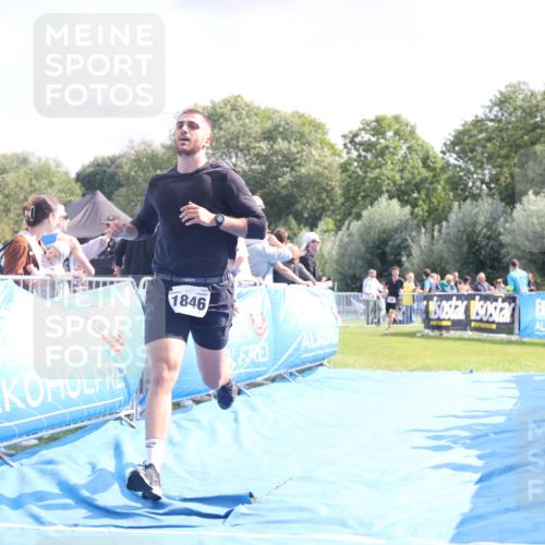 25.08.2024 - Elbe Triathlon Hamburg H.Heesch http://msf.ph/oto/6886440 25.08.2024 11:26:33 Ziel 601, 680, 723, 1846 meine-sportfotos.de