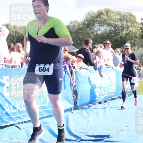 25.08.2024 - Elbe Triathlon Hamburg H.Heesch http://msf.ph/oto/6886446 25.08.2024 11:34:07 Ziel 545, 604, 670, 772 meine-sportfotos.de