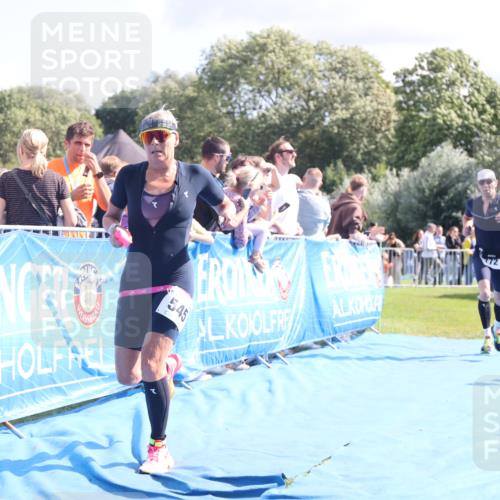 25.08.2024 - Elbe Triathlon Hamburg H.Heesch http://msf.ph/oto/6886449 25.08.2024 11:34:08 Ziel 545, 604, 670, 772 meine-sportfotos.de