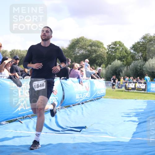 25.08.2024 - Elbe Triathlon Hamburg H.Heesch http://msf.ph/oto/6886457 25.08.2024 11:26:34 Ziel 601, 680, 723, 1846 meine-sportfotos.de