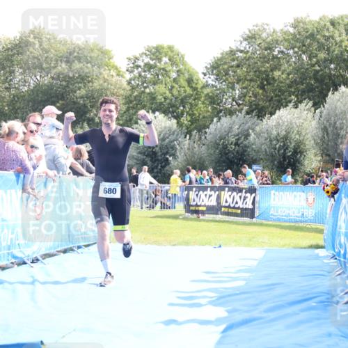 25.08.2024 - Elbe Triathlon Hamburg H.Heesch http://msf.ph/oto/6886466 25.08.2024 11:26:40 Ziel 680, 1846 meine-sportfotos.de