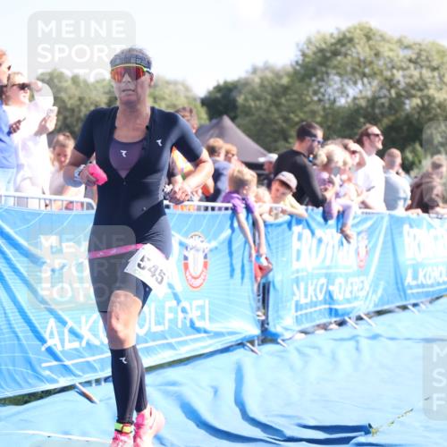 25.08.2024 - Elbe Triathlon Hamburg H.Heesch http://msf.ph/oto/6886469 25.08.2024 11:34:09 Ziel 545, 604, 670, 671, 772 meine-sportfotos.de