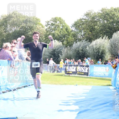 25.08.2024 - Elbe Triathlon Hamburg H.Heesch http://msf.ph/oto/6886472 25.08.2024 11:26:40 Ziel 680, 1846 meine-sportfotos.de
