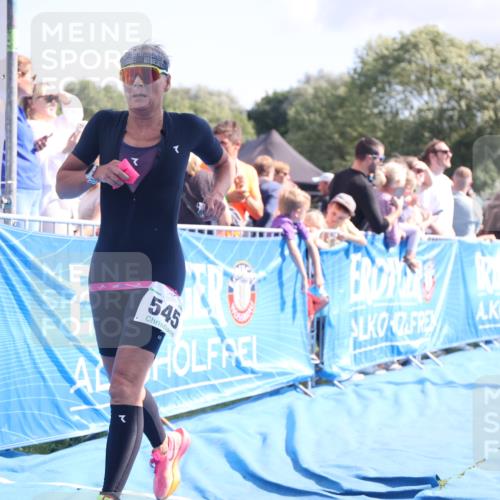 25.08.2024 - Elbe Triathlon Hamburg H.Heesch http://msf.ph/oto/6886473 25.08.2024 11:34:09 Ziel 545, 604, 670, 671, 772 meine-sportfotos.de