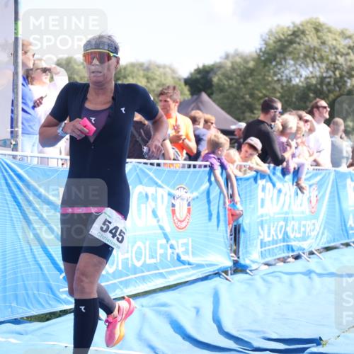25.08.2024 - Elbe Triathlon Hamburg H.Heesch http://msf.ph/oto/6886475 25.08.2024 11:34:09 Ziel 545, 604, 670, 671, 772 meine-sportfotos.de