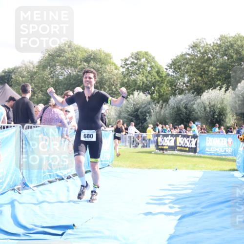 25.08.2024 - Elbe Triathlon Hamburg H.Heesch http://msf.ph/oto/6886484 25.08.2024 11:26:40 Ziel 680, 1846 meine-sportfotos.de