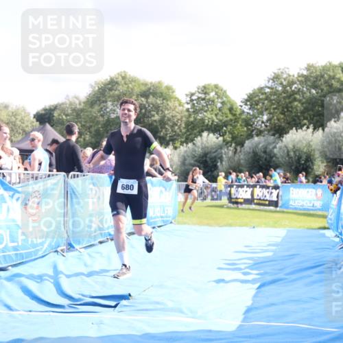 25.08.2024 - Elbe Triathlon Hamburg H.Heesch http://msf.ph/oto/6886493 25.08.2024 11:26:40 Ziel 680, 1846 meine-sportfotos.de