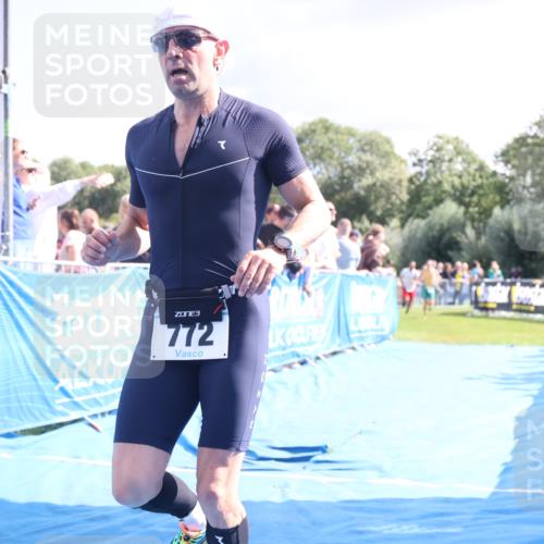 25.08.2024 - Elbe Triathlon Hamburg H.Heesch http://msf.ph/oto/6886509 25.08.2024 11:34:11 Ziel 545, 604, 670, 671, 683, 772 meine-sportfotos.de