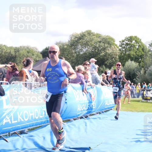 25.08.2024 - Elbe Triathlon Hamburg H.Heesch http://msf.ph/oto/6886531 25.08.2024 11:26:53 Ziel 378, 408 meine-sportfotos.de