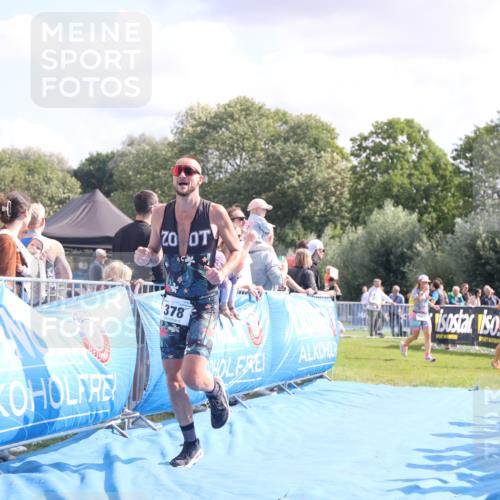 25.08.2024 - Elbe Triathlon Hamburg H.Heesch http://msf.ph/oto/6886544 25.08.2024 11:26:54 Ziel 378, 408 meine-sportfotos.de