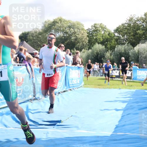 25.08.2024 - Elbe Triathlon Hamburg H.Heesch http://msf.ph/oto/6886549 25.08.2024 11:34:18 Ziel 606, 671, 683, 795, 1429 meine-sportfotos.de