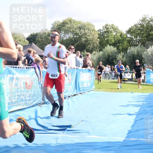 25.08.2024 - Elbe Triathlon Hamburg H.Heesch http://msf.ph/oto/6886553 25.08.2024 11:34:18 Ziel 606, 671, 683, 795, 1429 meine-sportfotos.de