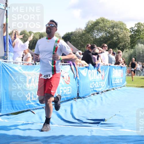 25.08.2024 - Elbe Triathlon Hamburg H.Heesch http://msf.ph/oto/6886578 25.08.2024 11:34:19 Ziel 606, 671, 683, 795, 1429 meine-sportfotos.de