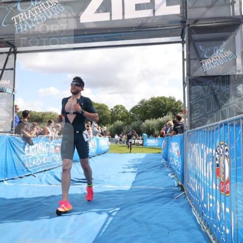 25.08.2024 - Elbe Triathlon Hamburg H.Heesch http://msf.ph/oto/6886590 25.08.2024 11:27:04 Ziel 219, 464, 664 meine-sportfotos.de