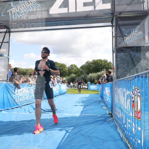 25.08.2024 - Elbe Triathlon Hamburg H.Heesch http://msf.ph/oto/6886592 25.08.2024 11:27:04 Ziel 219, 464, 664 meine-sportfotos.de