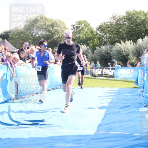 25.08.2024 - Elbe Triathlon Hamburg H.Heesch http://msf.ph/oto/6886602 25.08.2024 11:34:21 Ziel 606, 671, 683, 795, 1429 meine-sportfotos.de