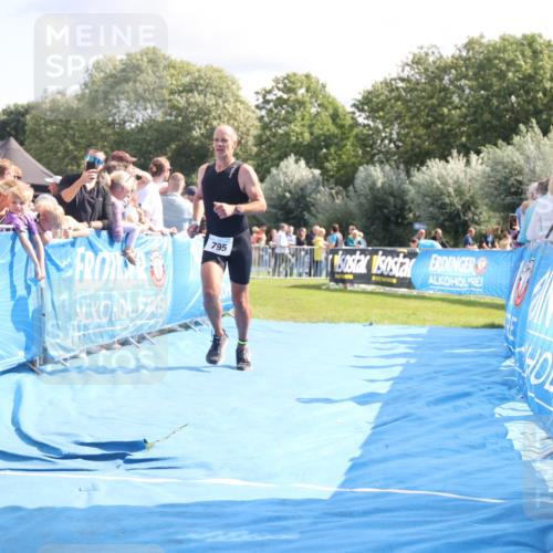 25.08.2024 - Elbe Triathlon Hamburg H.Heesch http://msf.ph/oto/6886624 25.08.2024 11:34:23 Ziel 606, 671, 683, 795, 1429 meine-sportfotos.de