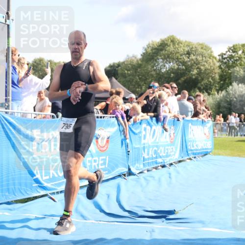 25.08.2024 - Elbe Triathlon Hamburg H.Heesch http://msf.ph/oto/6886644 25.08.2024 11:34:24 Ziel 606, 671, 683, 795, 1429 meine-sportfotos.de