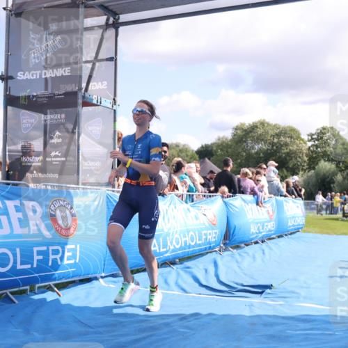 25.08.2024 - Elbe Triathlon Hamburg H.Heesch http://msf.ph/oto/6886673 25.08.2024 11:27:12 Ziel 464, 664 meine-sportfotos.de