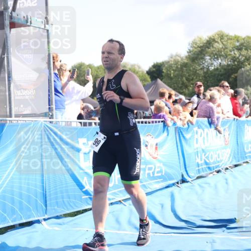 25.08.2024 - Elbe Triathlon Hamburg H.Heesch http://msf.ph/oto/6886678 25.08.2024 11:34:36 Ziel 328, 651, 706, 799 meine-sportfotos.de