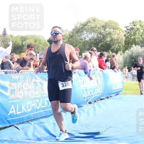 25.08.2024 - Elbe Triathlon Hamburg H.Heesch http://msf.ph/oto/6886691 25.08.2024 11:34:38 Ziel 328, 651, 706, 799 meine-sportfotos.de