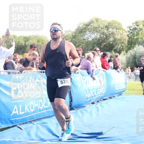 25.08.2024 - Elbe Triathlon Hamburg H.Heesch http://msf.ph/oto/6886693 25.08.2024 11:34:39 Ziel 328, 651, 706, 773, 799 meine-sportfotos.de