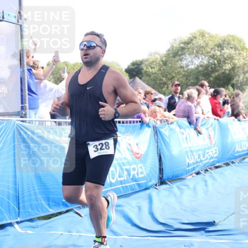 25.08.2024 - Elbe Triathlon Hamburg H.Heesch http://msf.ph/oto/6886703 25.08.2024 11:34:39 Ziel 328, 651, 706, 773, 799 meine-sportfotos.de