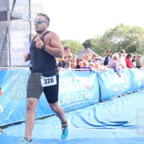 25.08.2024 - Elbe Triathlon Hamburg H.Heesch http://msf.ph/oto/6886711 25.08.2024 11:34:39 Ziel 328, 651, 706, 773, 799 meine-sportfotos.de