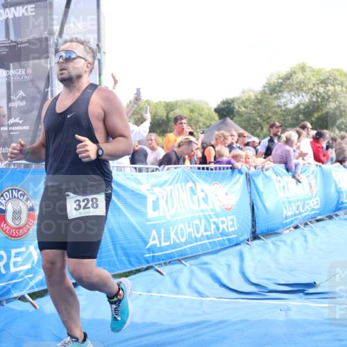 25.08.2024 - Elbe Triathlon Hamburg H.Heesch http://msf.ph/oto/6886716 25.08.2024 11:34:39 Ziel 328, 651, 706, 773, 799 meine-sportfotos.de