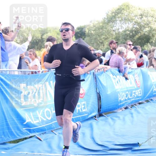 25.08.2024 - Elbe Triathlon Hamburg H.Heesch http://msf.ph/oto/6886733 25.08.2024 11:34:42 Ziel 328, 651, 706, 773, 799 meine-sportfotos.de