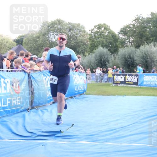 25.08.2024 - Elbe Triathlon Hamburg H.Heesch http://msf.ph/oto/6886815 25.08.2024 11:34:53 Ziel 653, 773 meine-sportfotos.de