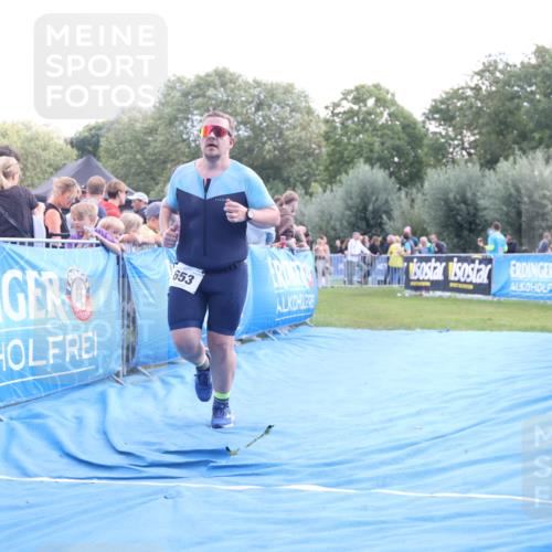 25.08.2024 - Elbe Triathlon Hamburg H.Heesch http://msf.ph/oto/6886817 25.08.2024 11:34:53 Ziel 653, 773 meine-sportfotos.de