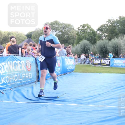 25.08.2024 - Elbe Triathlon Hamburg H.Heesch http://msf.ph/oto/6886820 25.08.2024 11:34:53 Ziel 653, 773 meine-sportfotos.de
