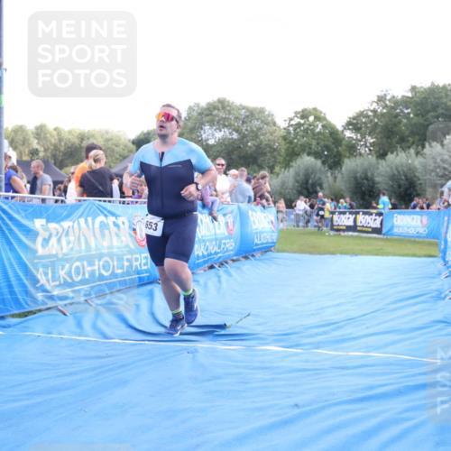25.08.2024 - Elbe Triathlon Hamburg H.Heesch http://msf.ph/oto/6886824 25.08.2024 11:34:53 Ziel 653, 773 meine-sportfotos.de
