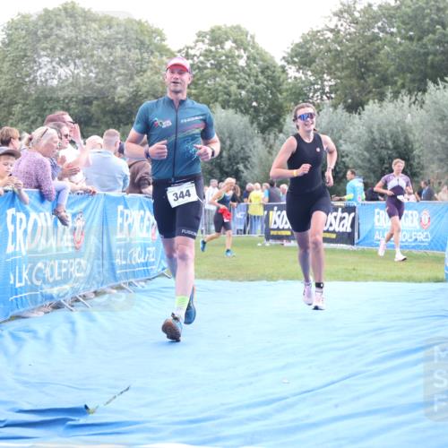 25.08.2024 - Elbe Triathlon Hamburg H.Heesch http://msf.ph/oto/6886840 25.08.2024 11:35:02 Ziel 344, 484 meine-sportfotos.de