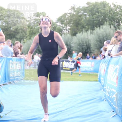 25.08.2024 - Elbe Triathlon Hamburg H.Heesch http://msf.ph/oto/6886845 25.08.2024 11:35:04 Ziel 344, 484 meine-sportfotos.de