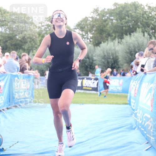 25.08.2024 - Elbe Triathlon Hamburg H.Heesch http://msf.ph/oto/6886847 25.08.2024 11:35:04 Ziel 344, 484 meine-sportfotos.de