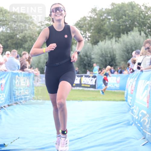 25.08.2024 - Elbe Triathlon Hamburg H.Heesch http://msf.ph/oto/6886848 25.08.2024 11:35:04 Ziel 344, 484 meine-sportfotos.de