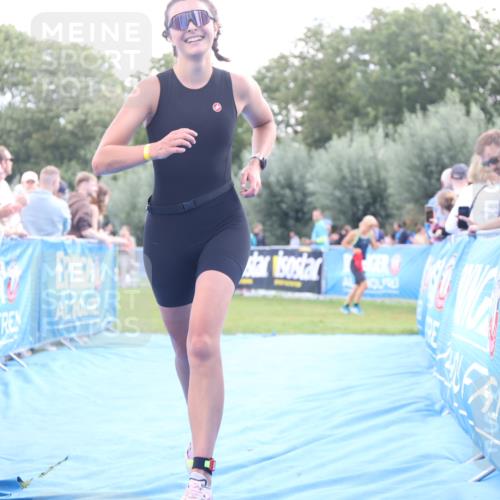 25.08.2024 - Elbe Triathlon Hamburg H.Heesch http://msf.ph/oto/6886849 25.08.2024 11:35:04 Ziel 344, 484 meine-sportfotos.de