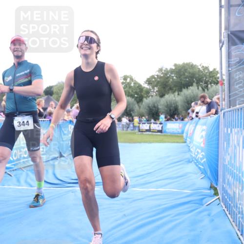 25.08.2024 - Elbe Triathlon Hamburg H.Heesch http://msf.ph/oto/6886860 25.08.2024 11:35:04 Ziel 344, 484 meine-sportfotos.de