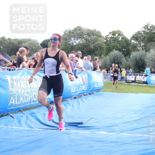 25.08.2024 - Elbe Triathlon Hamburg H.Heesch http://msf.ph/oto/6886875 25.08.2024 11:35:14 Ziel 352, 463, 686, 713 meine-sportfotos.de