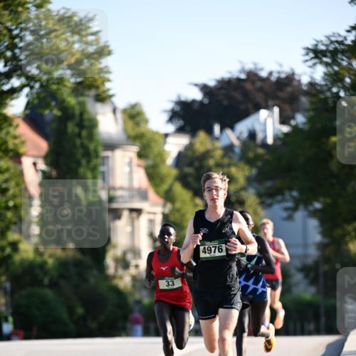 01.09.2024 - BARMER Alsterlauf Dr. Thomas Lammeyer http://msf.ph/oto/6887002 01.09.2024 09:17:47 Laufen 33, 4976 meine-sportfotos.de