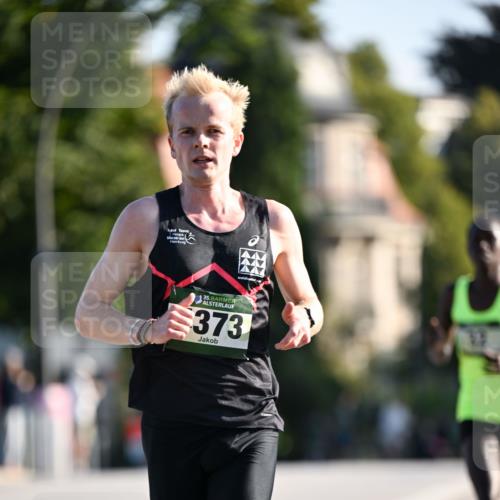 01.09.2024 - BARMER Alsterlauf Dr. Thomas Lammeyer http://msf.ph/oto/6887106 01.09.2024 09:18:24 Laufen 35, 373 meine-sportfotos.de