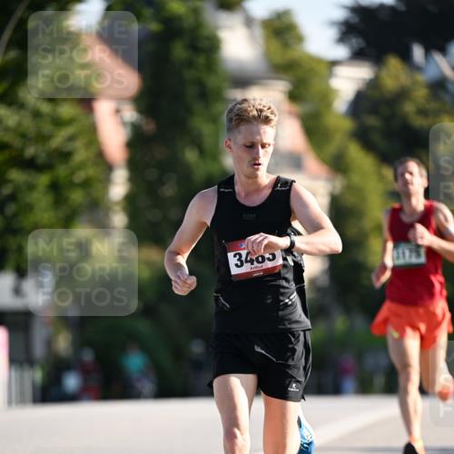 01.09.2024 - BARMER Alsterlauf Dr. Thomas Lammeyer http://msf.ph/oto/6887223 01.09.2024 09:19:03 Laufen 3405, 3173 meine-sportfotos.de