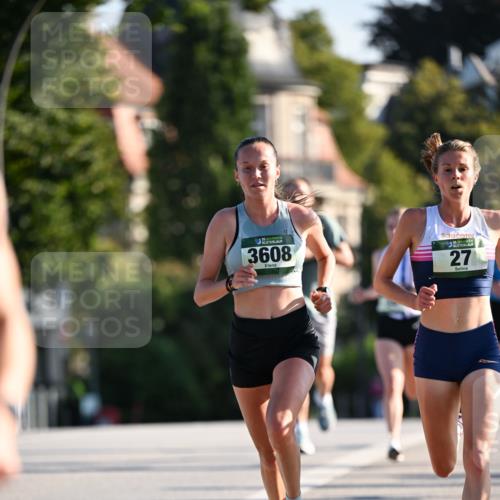 01.09.2024 - BARMER Alsterlauf Dr. Thomas Lammeyer http://msf.ph/oto/6887317 01.09.2024 09:19:32 Laufen 5, 3608, 35, 27 meine-sportfotos.de