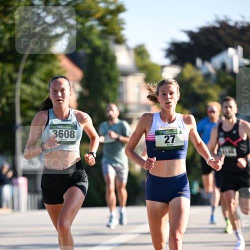 01.09.2024 - BARMER Alsterlauf Dr. Thomas Lammeyer http://msf.ph/oto/6887320 01.09.2024 09:19:33 Laufen 3608, 35, 27 meine-sportfotos.de