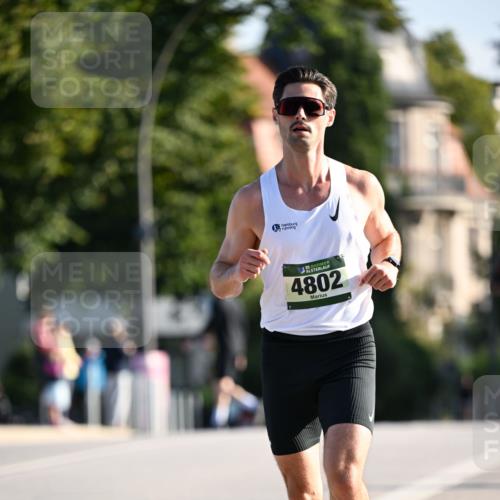 01.09.2024 - BARMER Alsterlauf Dr. Thomas Lammeyer http://msf.ph/oto/6887354 01.09.2024 09:19:41 Laufen 35, 4802 meine-sportfotos.de