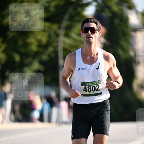 01.09.2024 - BARMER Alsterlauf Dr. Thomas Lammeyer http://msf.ph/oto/6887356 01.09.2024 09:19:42 Laufen 35, 4802 meine-sportfotos.de
