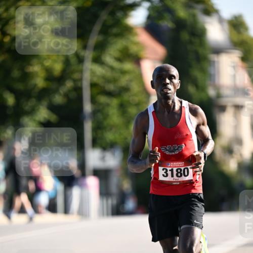 01.09.2024 - BARMER Alsterlauf Dr. Thomas Lammeyer http://msf.ph/oto/6887365 01.09.2024 09:19:43 Laufen 135, 3180 meine-sportfotos.de